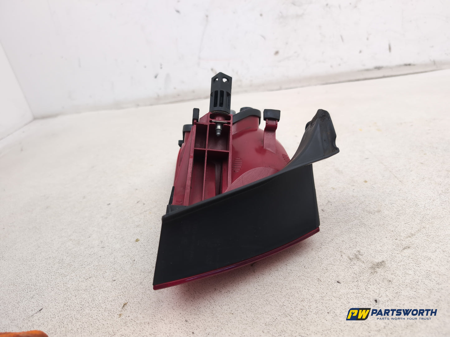 Lamp Assembly Rear RH 7