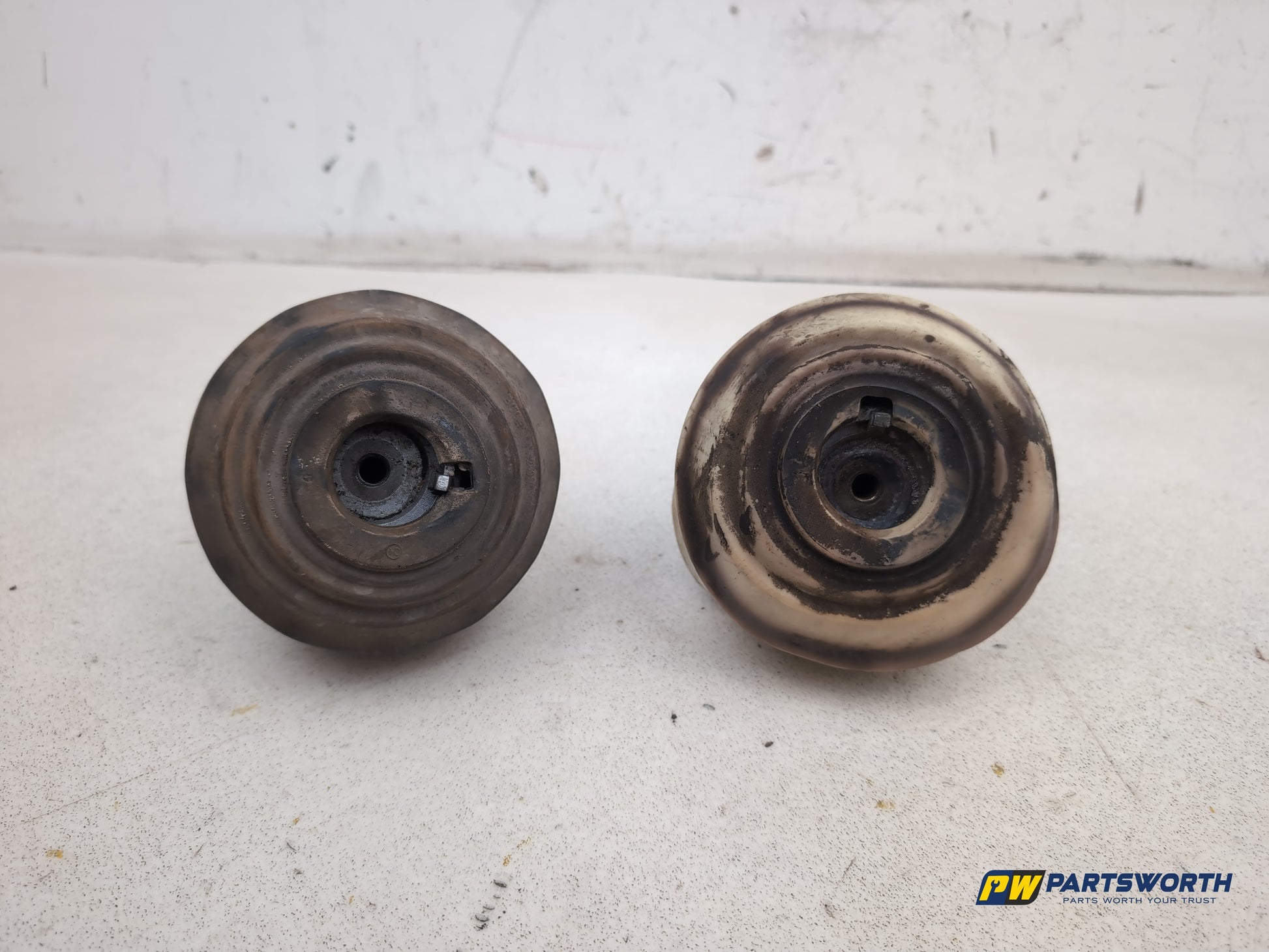 Engine Mounting Bracket 7