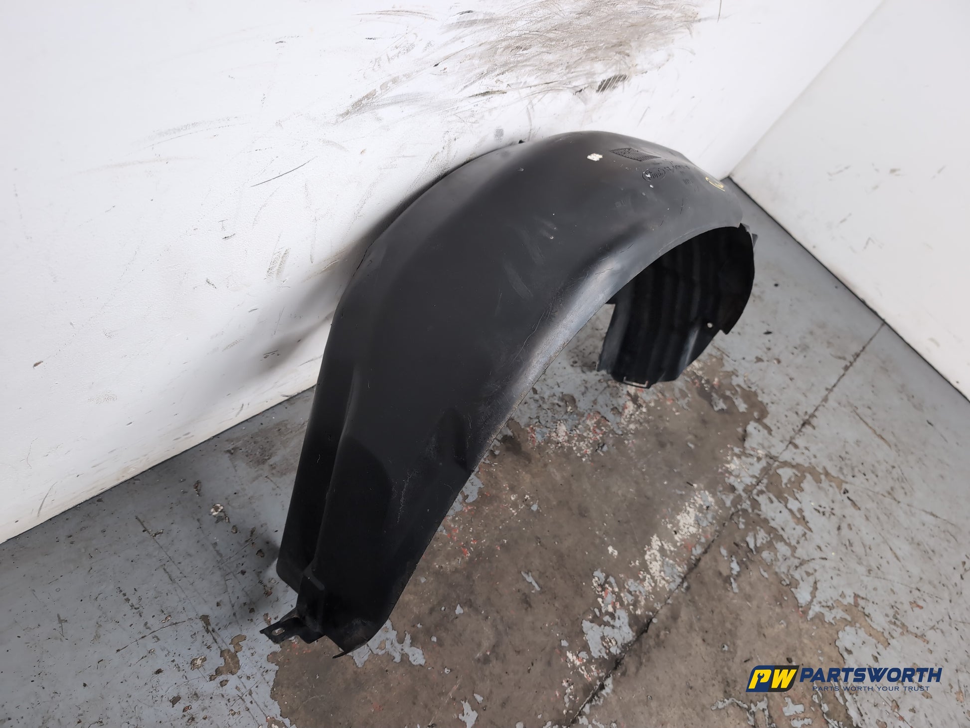Moulding Wheel Arch Rear LH 7