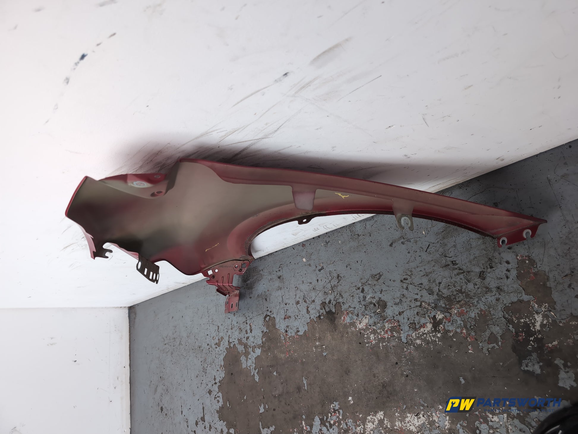 Wing Front RH 7