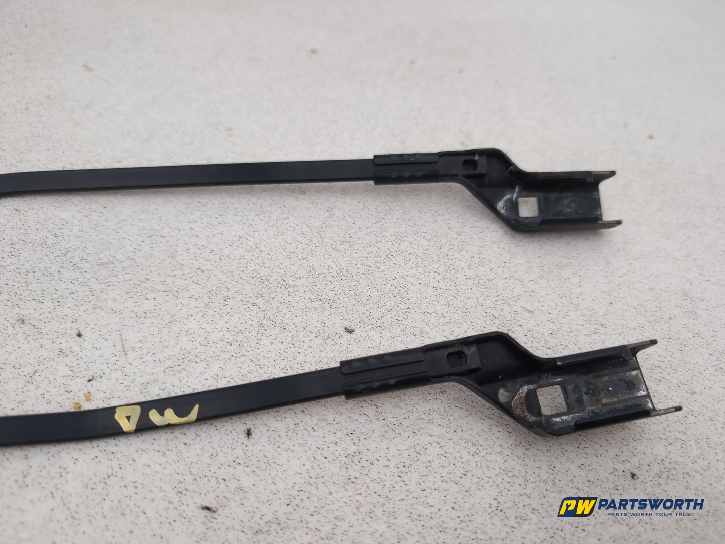 Wiper Front Arm 7
