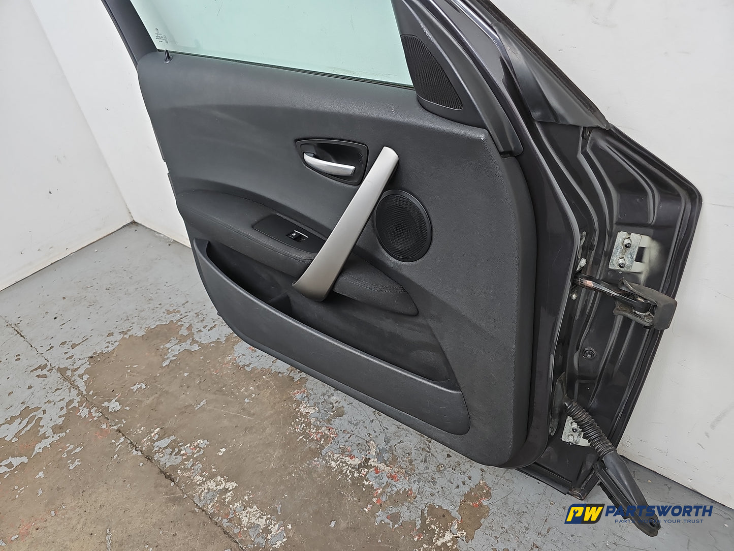 Door Front LH 7
