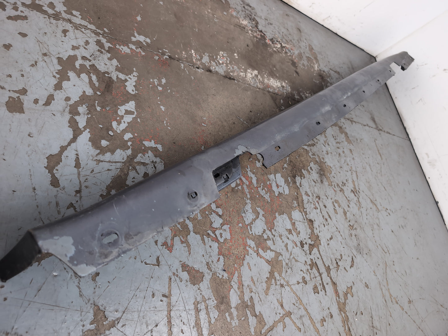 Side Skirt RH 7