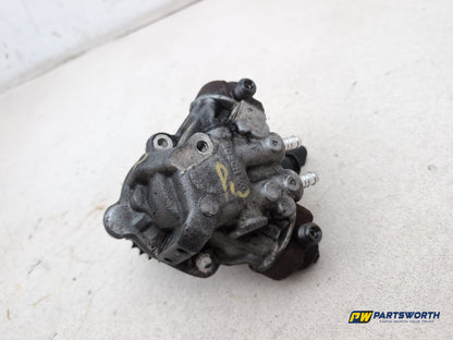 High pressure fuel pump 7