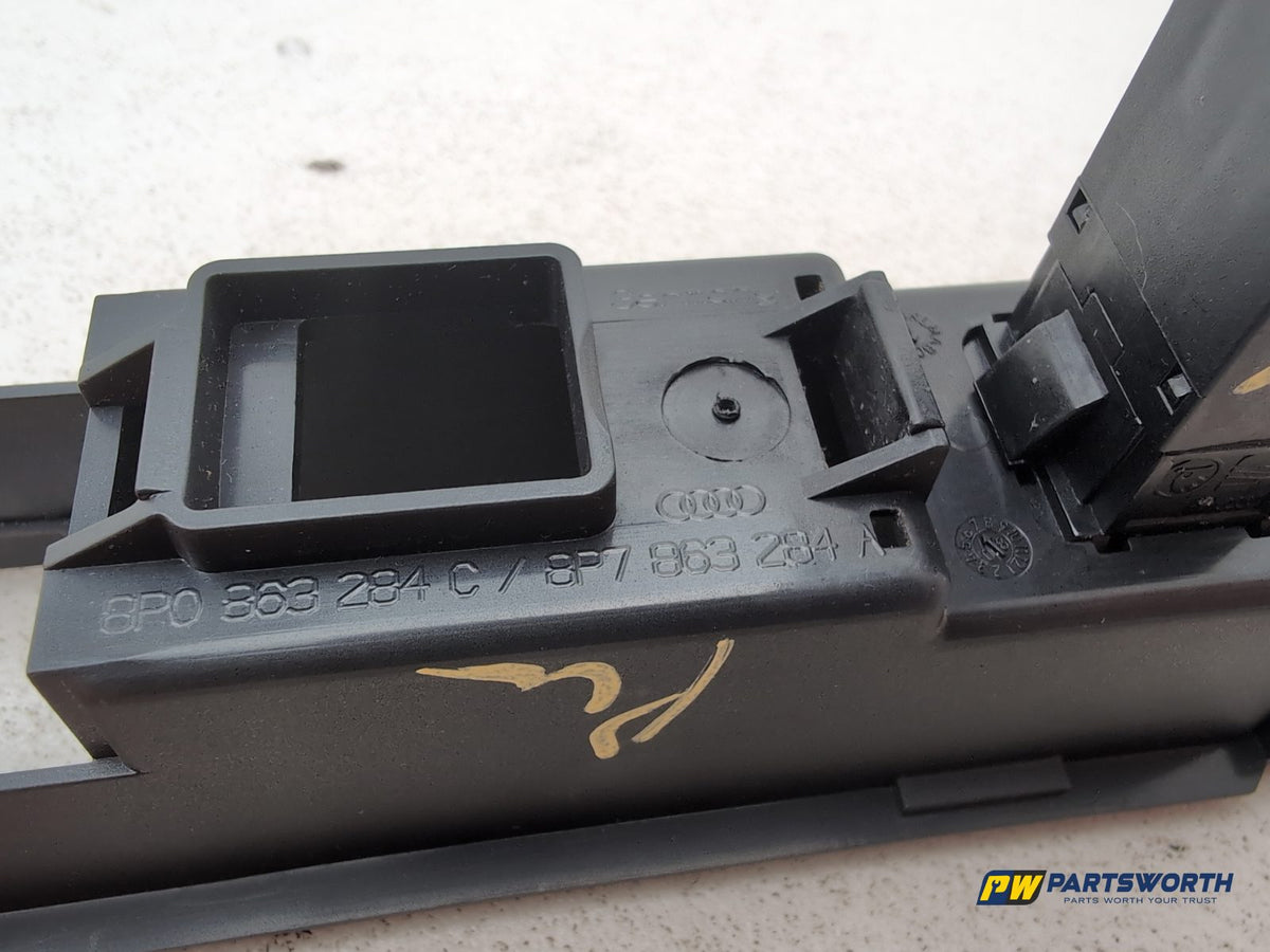 Centre Console Trim  7