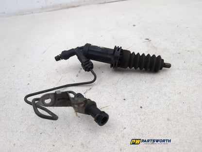 Clutch Slave Cylinder and Pipe  7