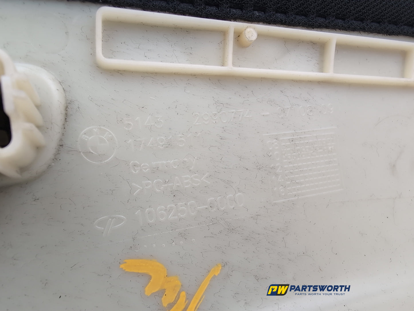 RH A Pillar Trim  7