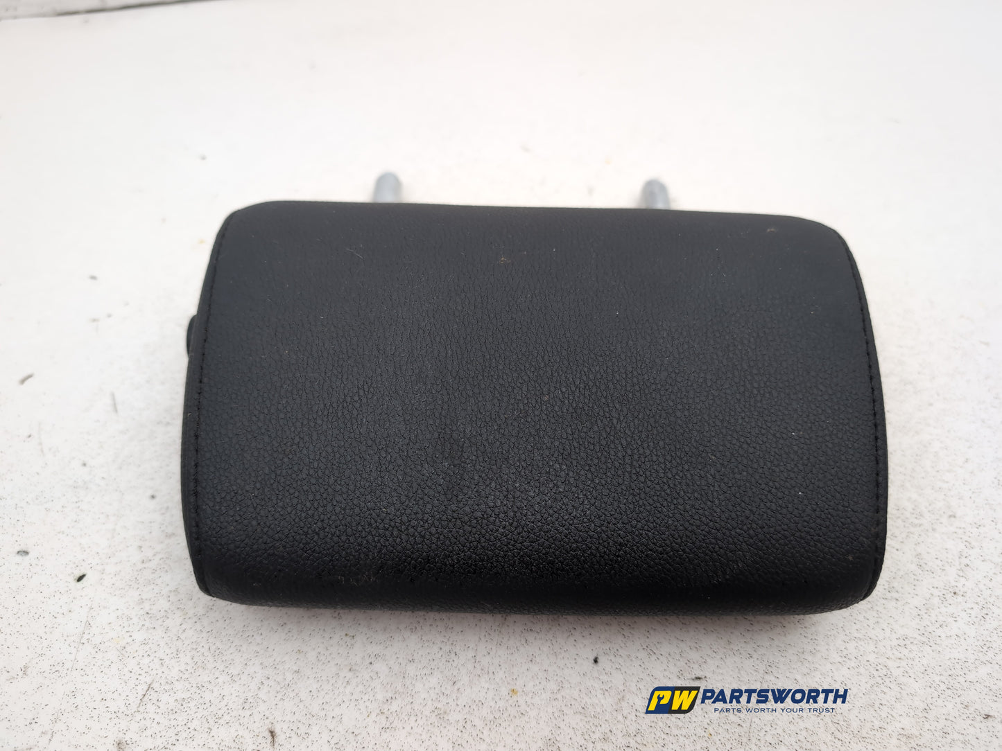 Rear Headrest 7