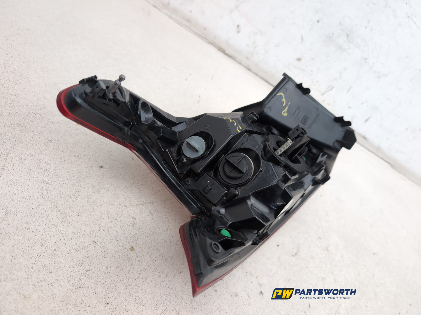 Lamp Assembly Rear RH 7