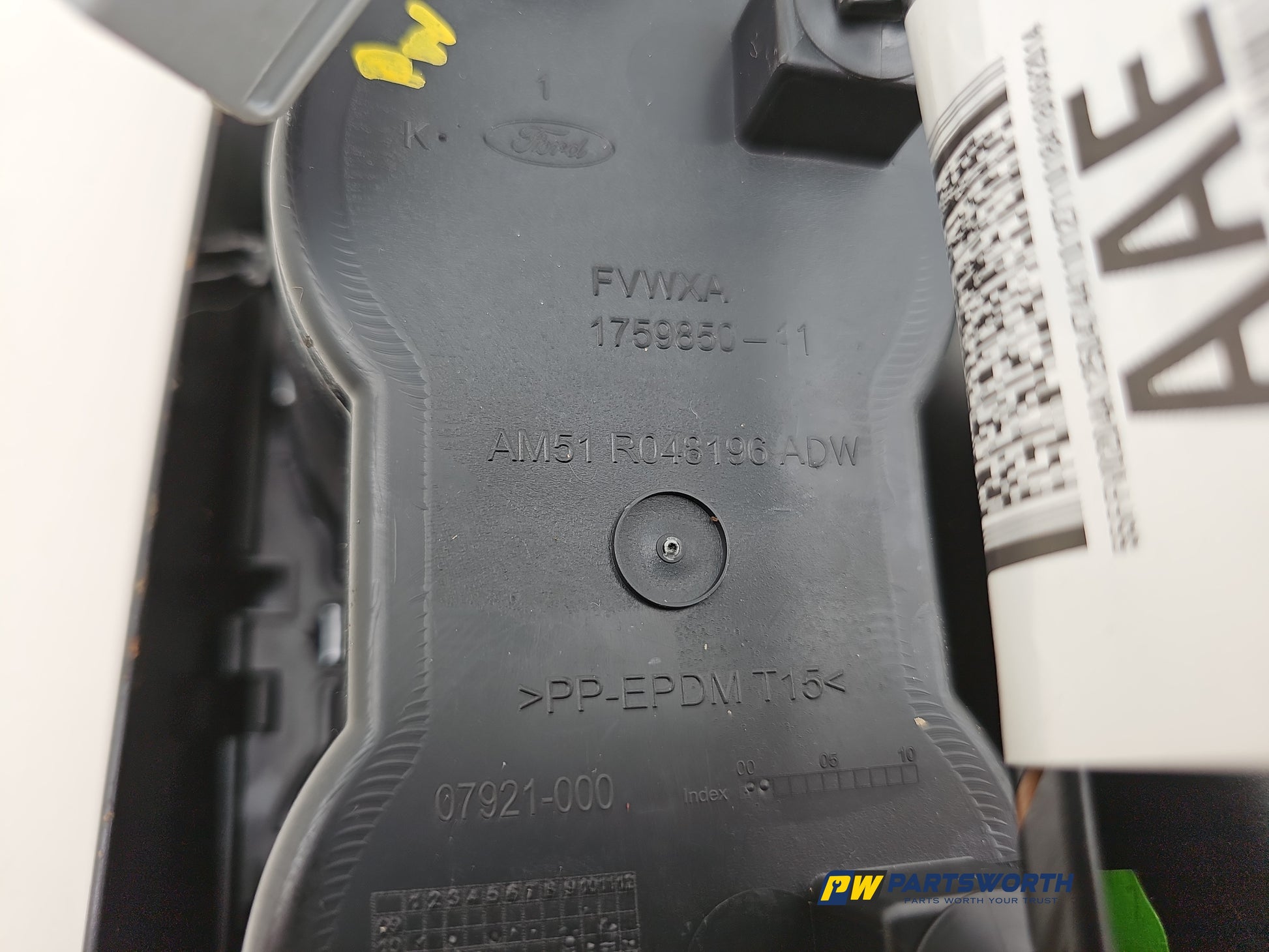 Centre Console Cup Holder 7