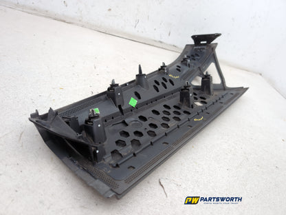 Moulding Quarter Panel RH 7
