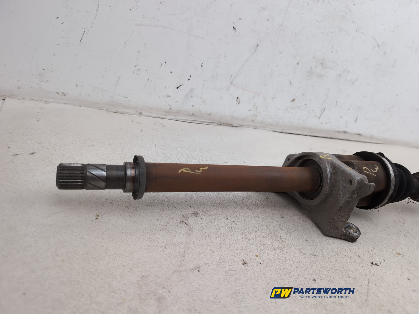 Driveshaft Front RH 7