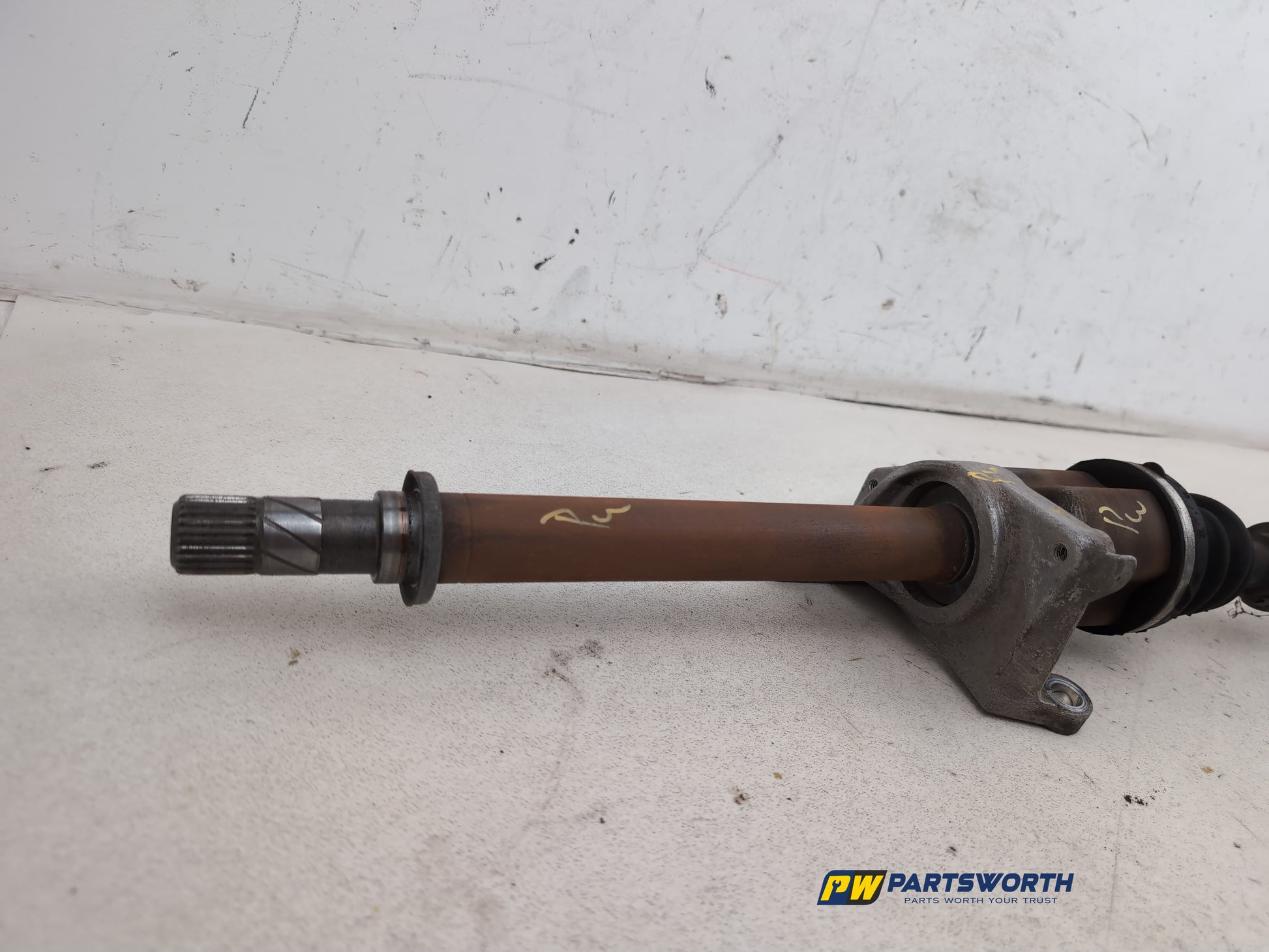 Driveshaft Front RH 7