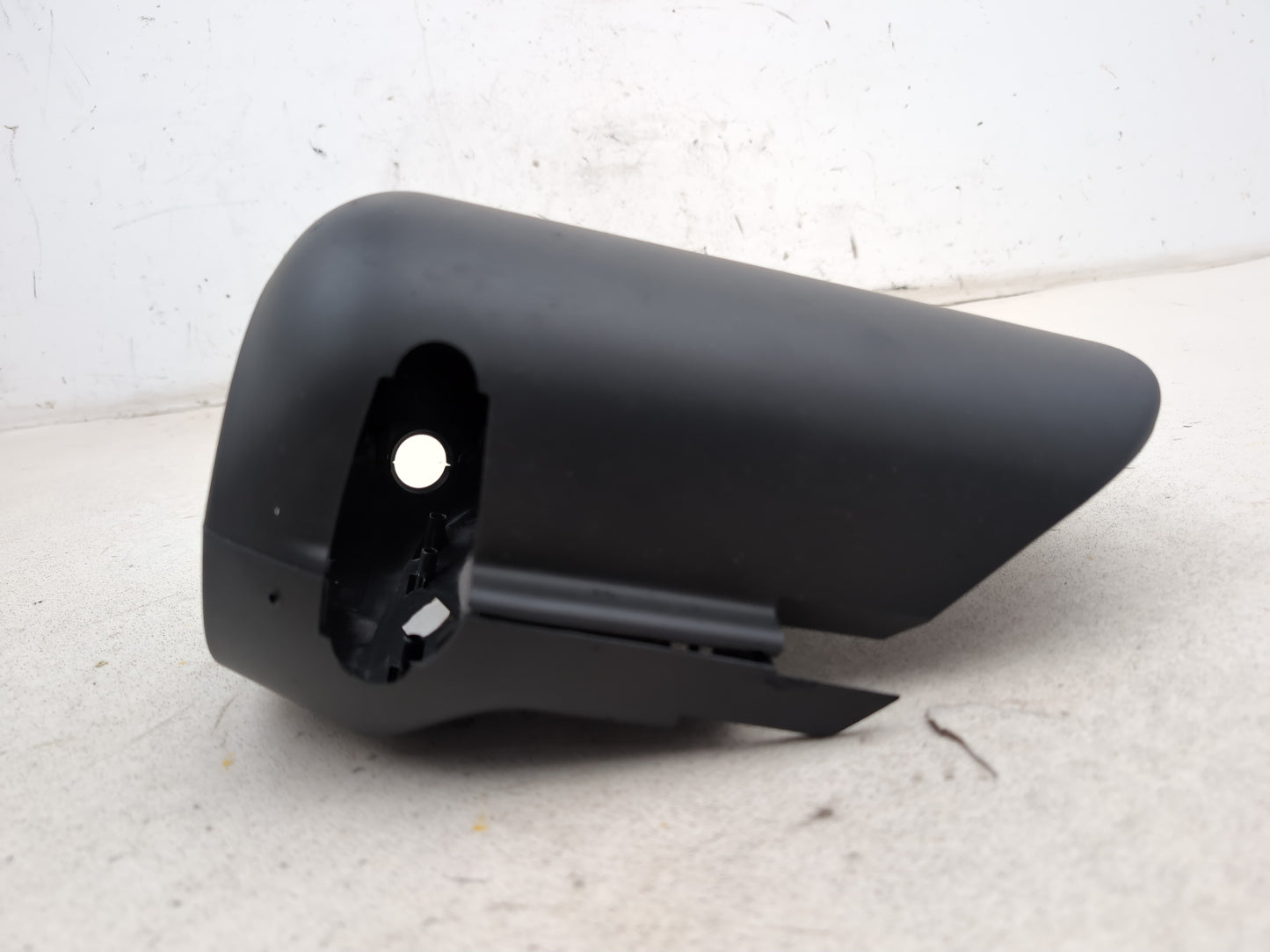 Steering Column Shroud Upper and Lower 7