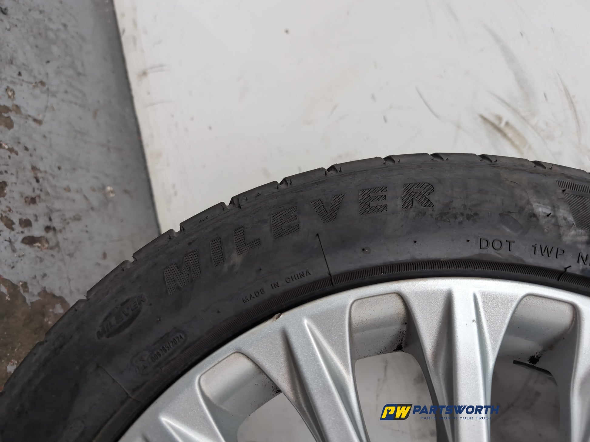 Wheel Road Alloy 7