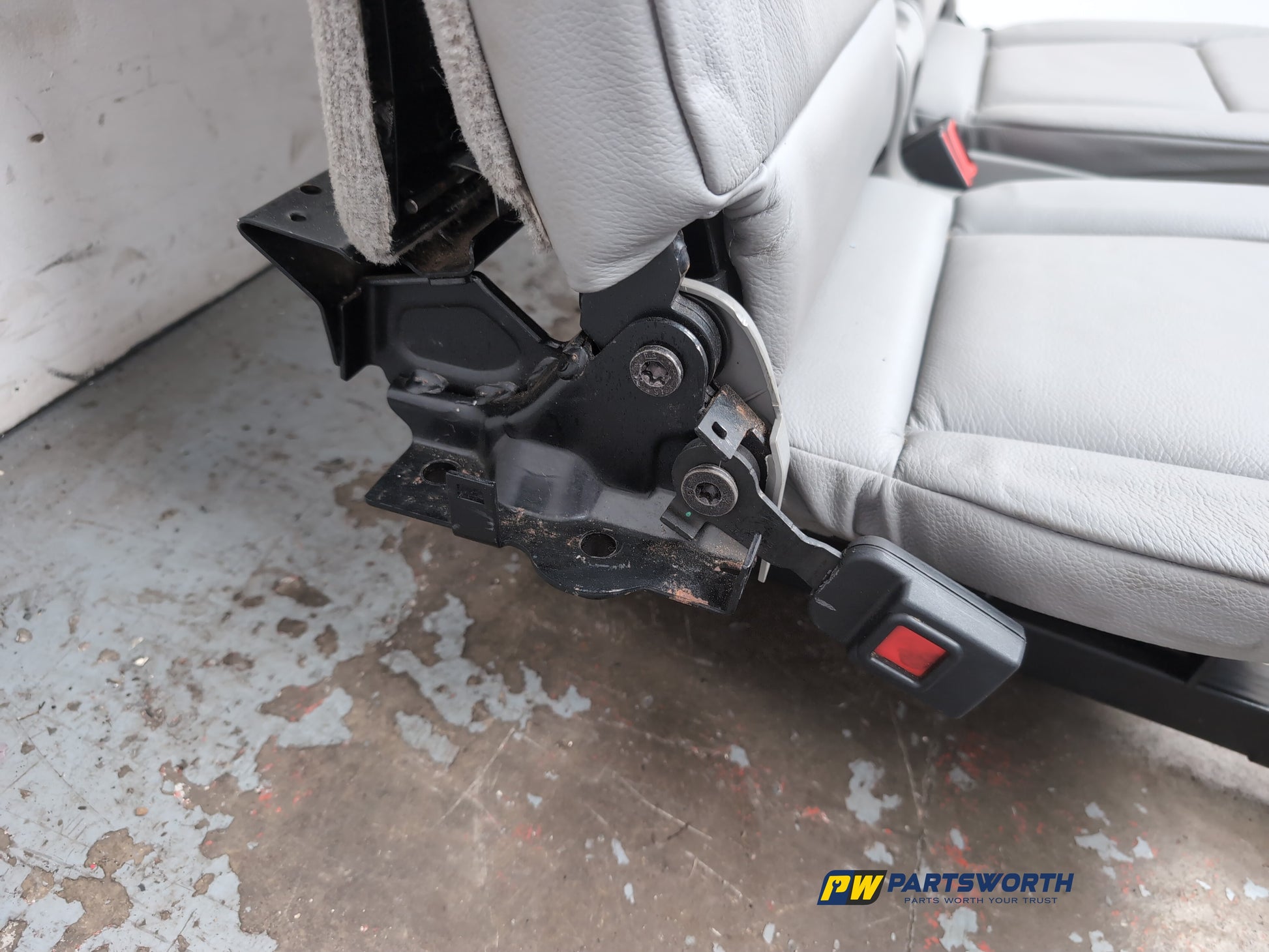 Seat Rear 7
