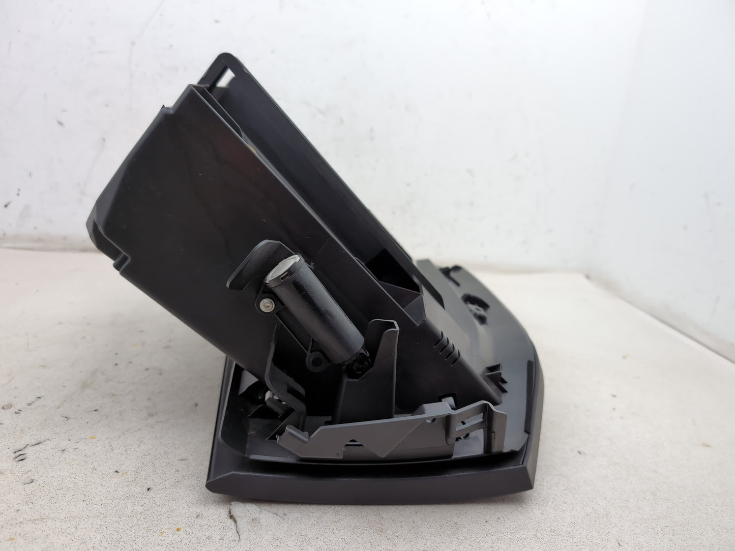 Glove Compartment Assembly 7