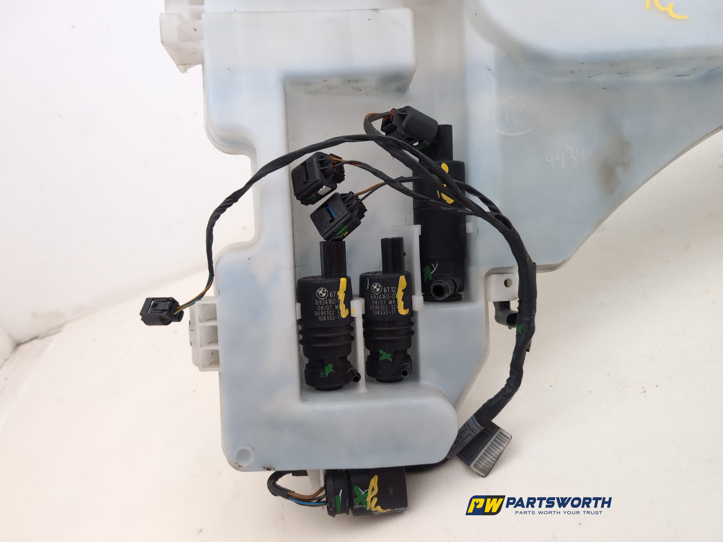Washer Bottle Windscreen 7
