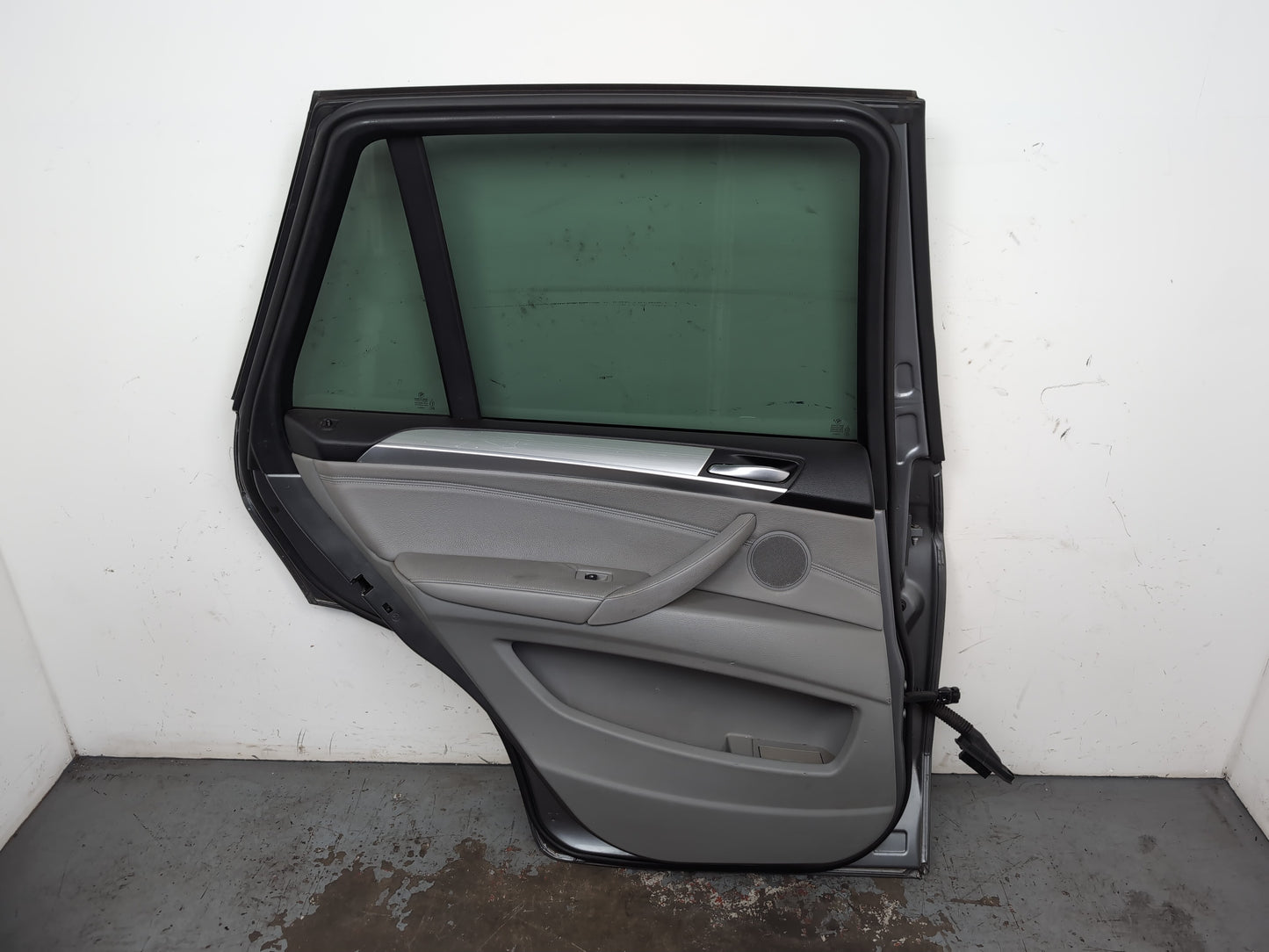 Door Rear LH 7