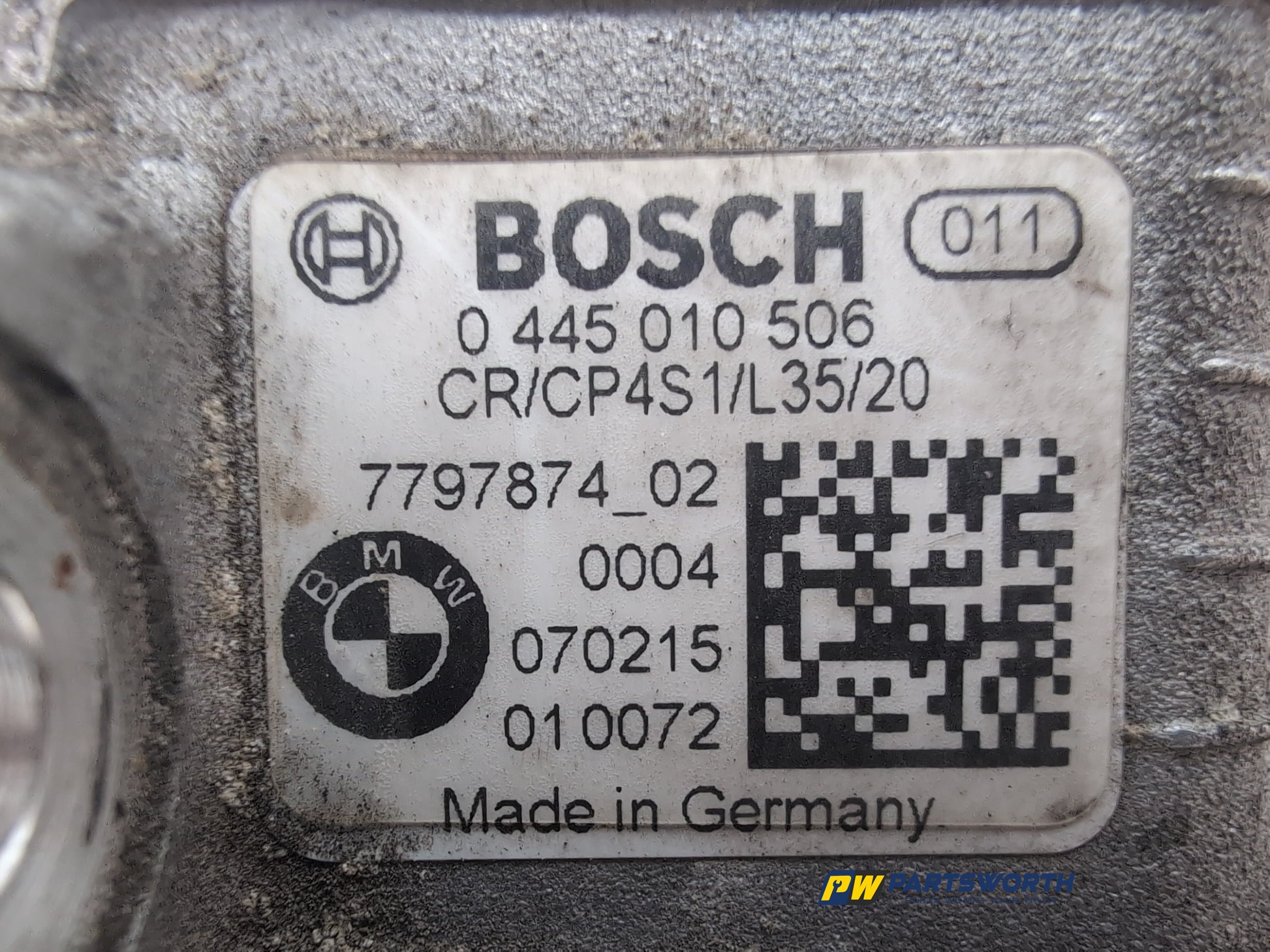 High pressure fuel pump 7