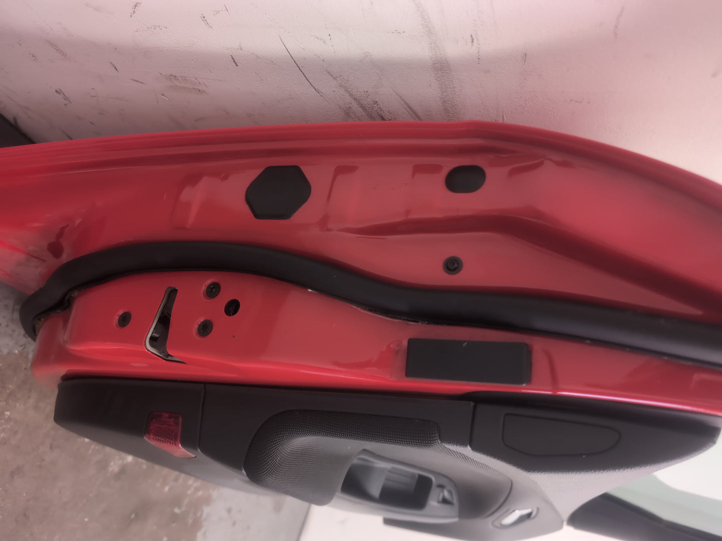 Door Front LH 14