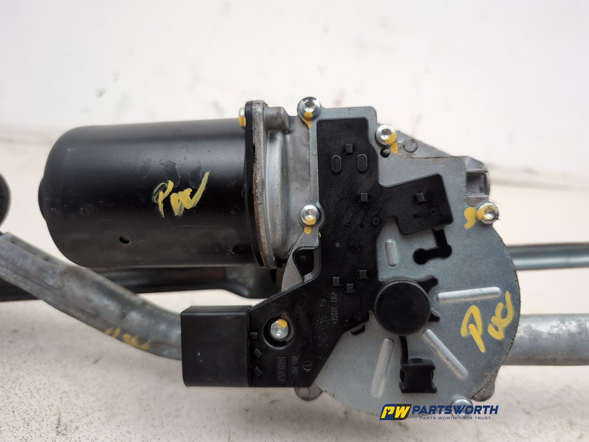 Front Wiper Motor & Mechanism / Linkage 7