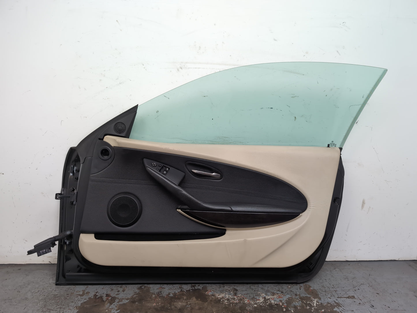 Door Front RH 7