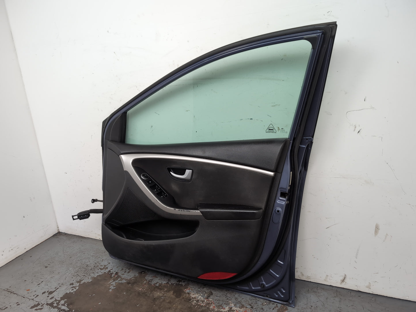 Door Front RH 7
