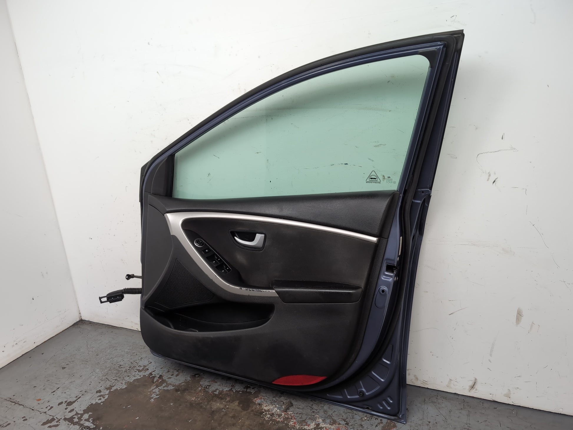 Door Front RH 7