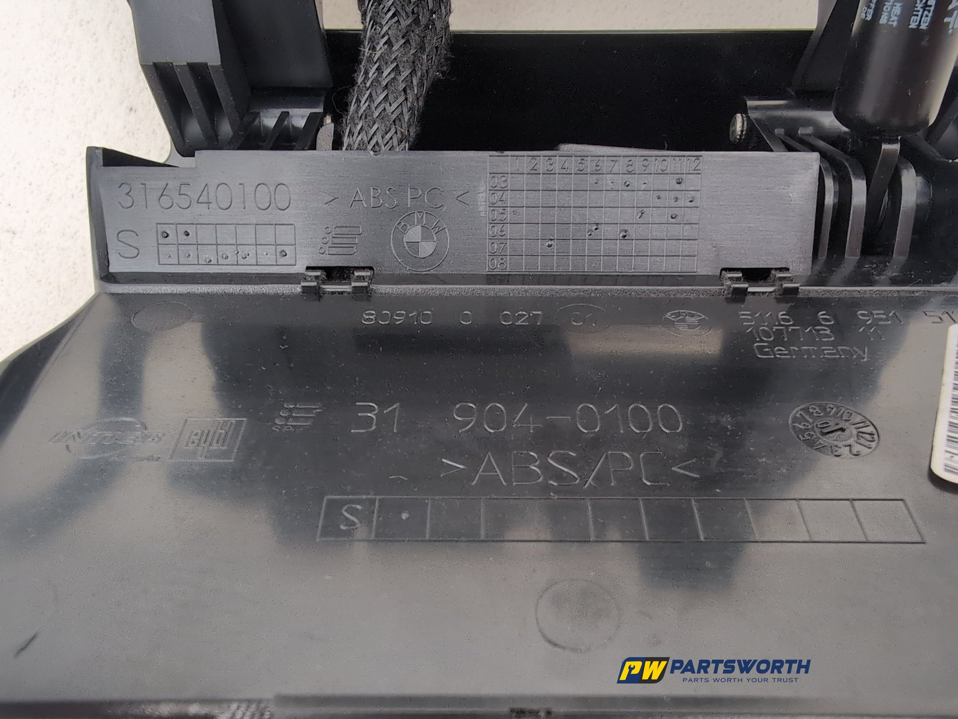 Centre Console Trim  7