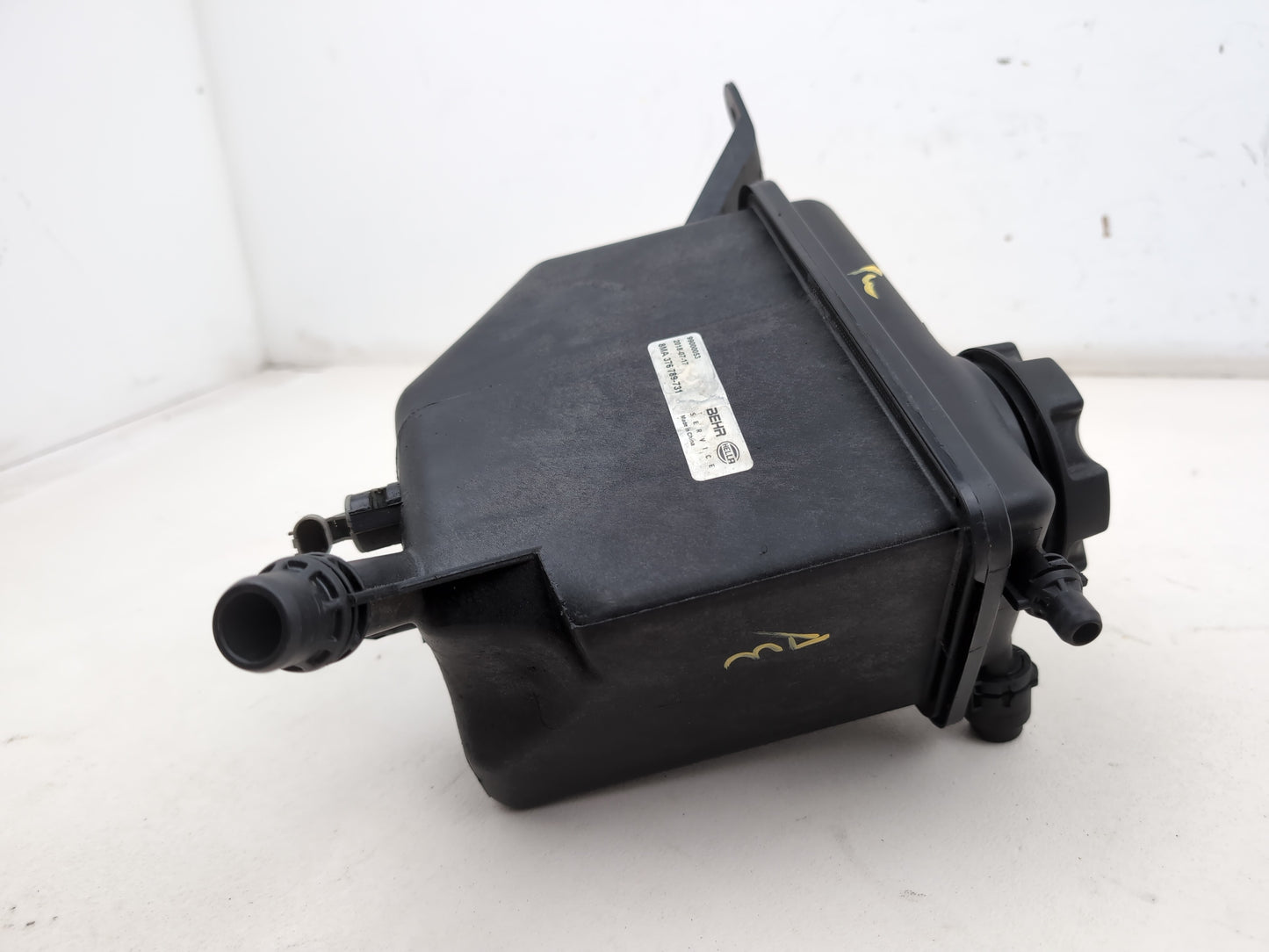 Radiator Expansion Tank 7