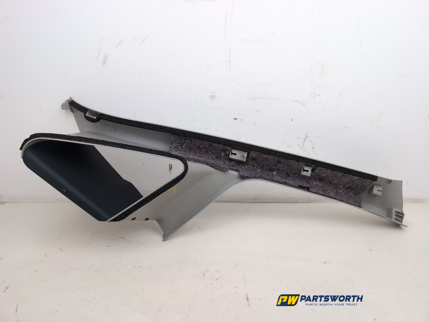 LH A Pillar Trim  7