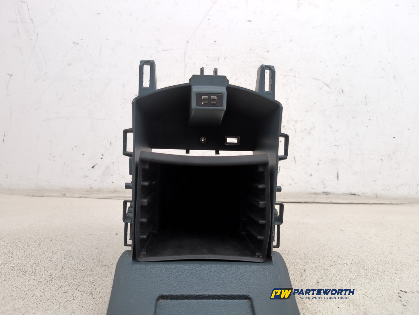 Centre Console Armrest 7