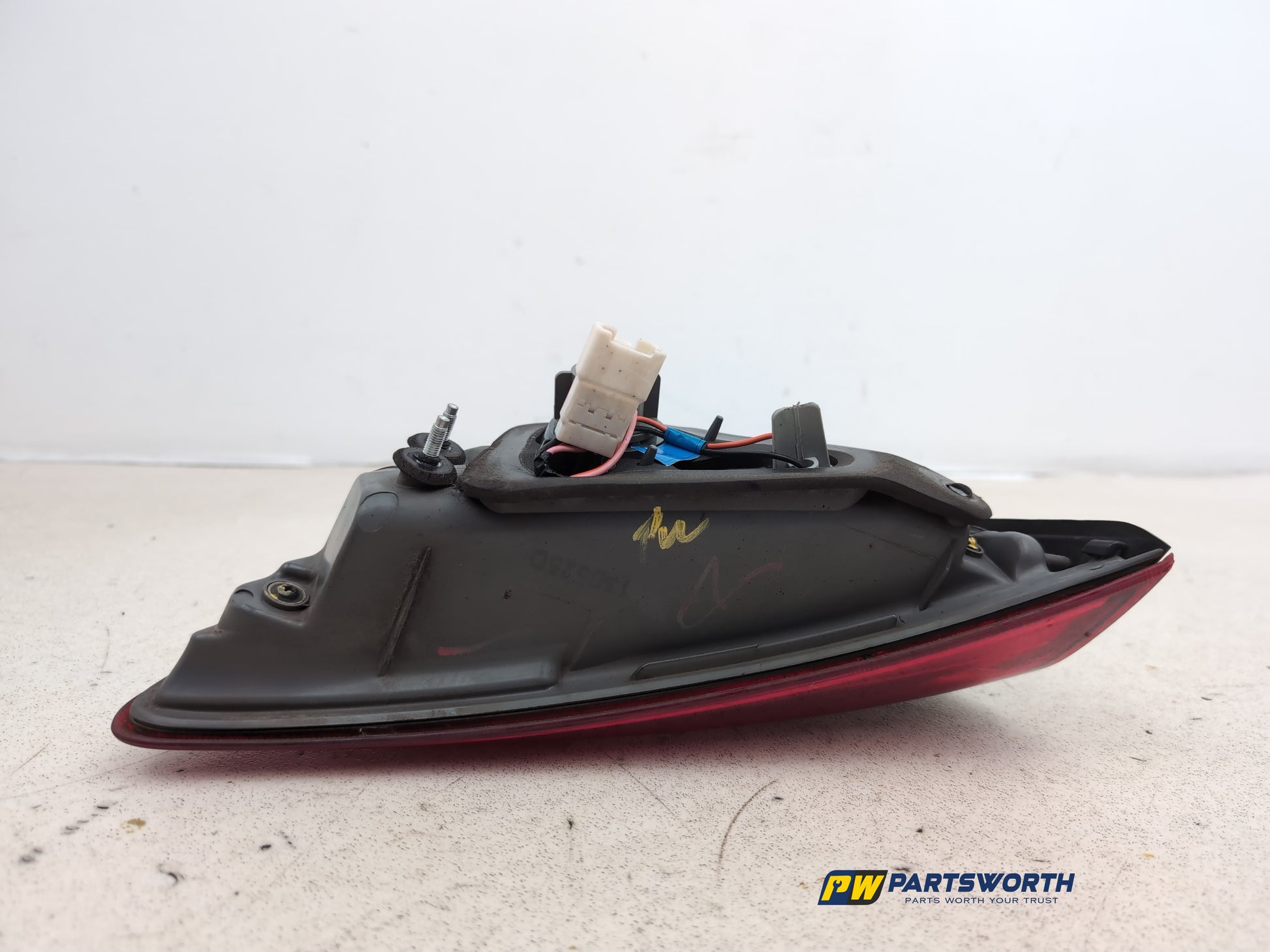 Lamp Assembly Rear Inner RH 7
