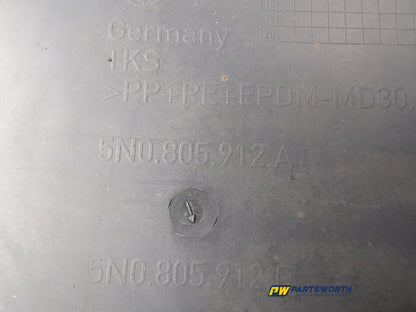 Moulding Wheel Arch Front RH 7