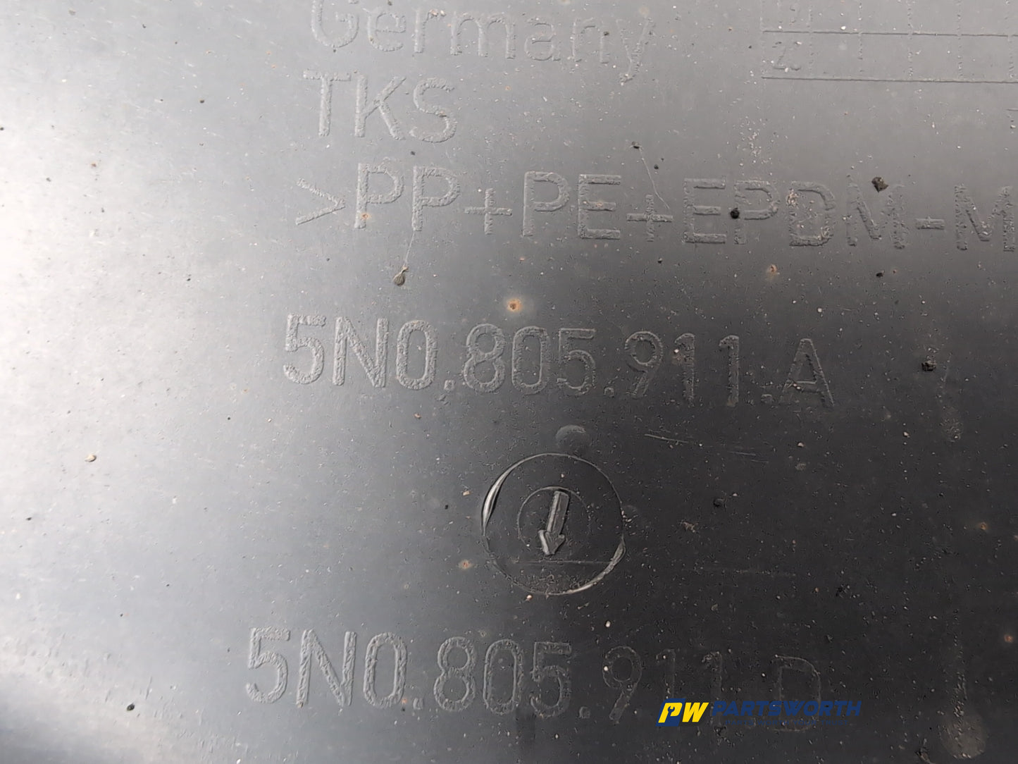 Moulding Wheel Arch Front LH 7