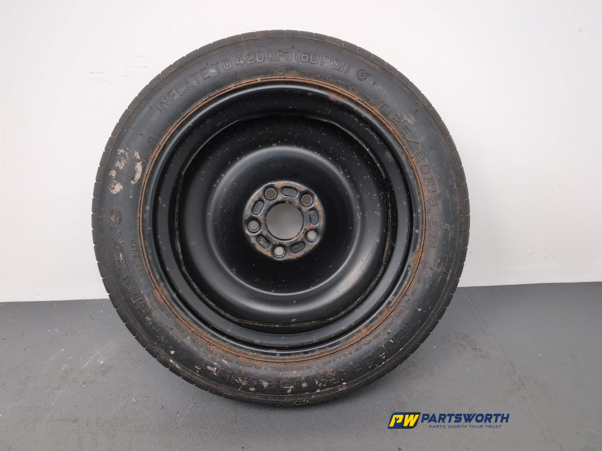 Space Saver Spare Wheel and Tool Kit  7