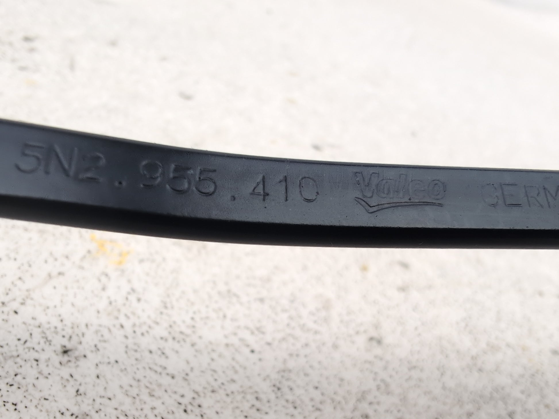 Wiper Front Arm 7