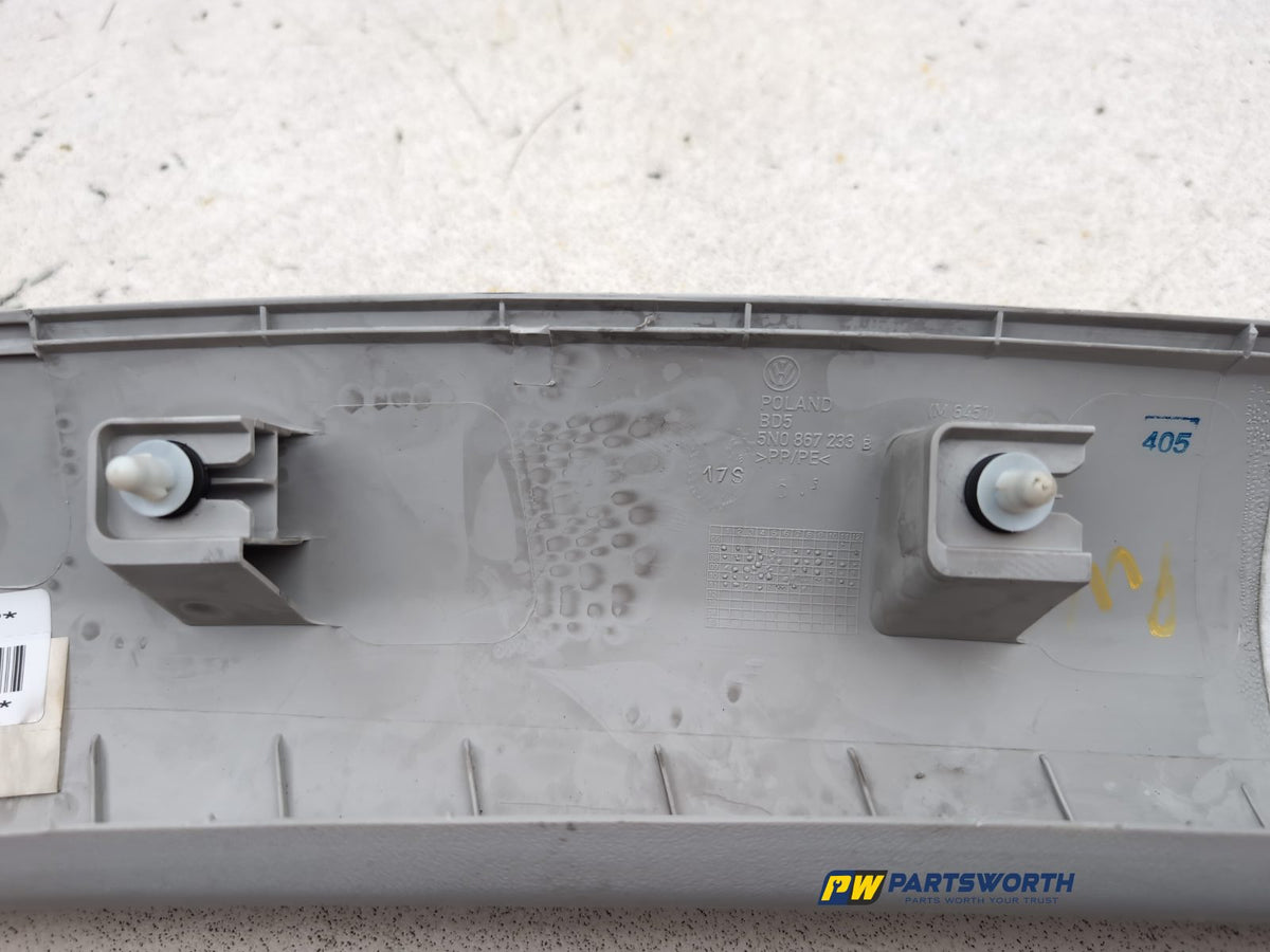 LH A Pillar Trim  7