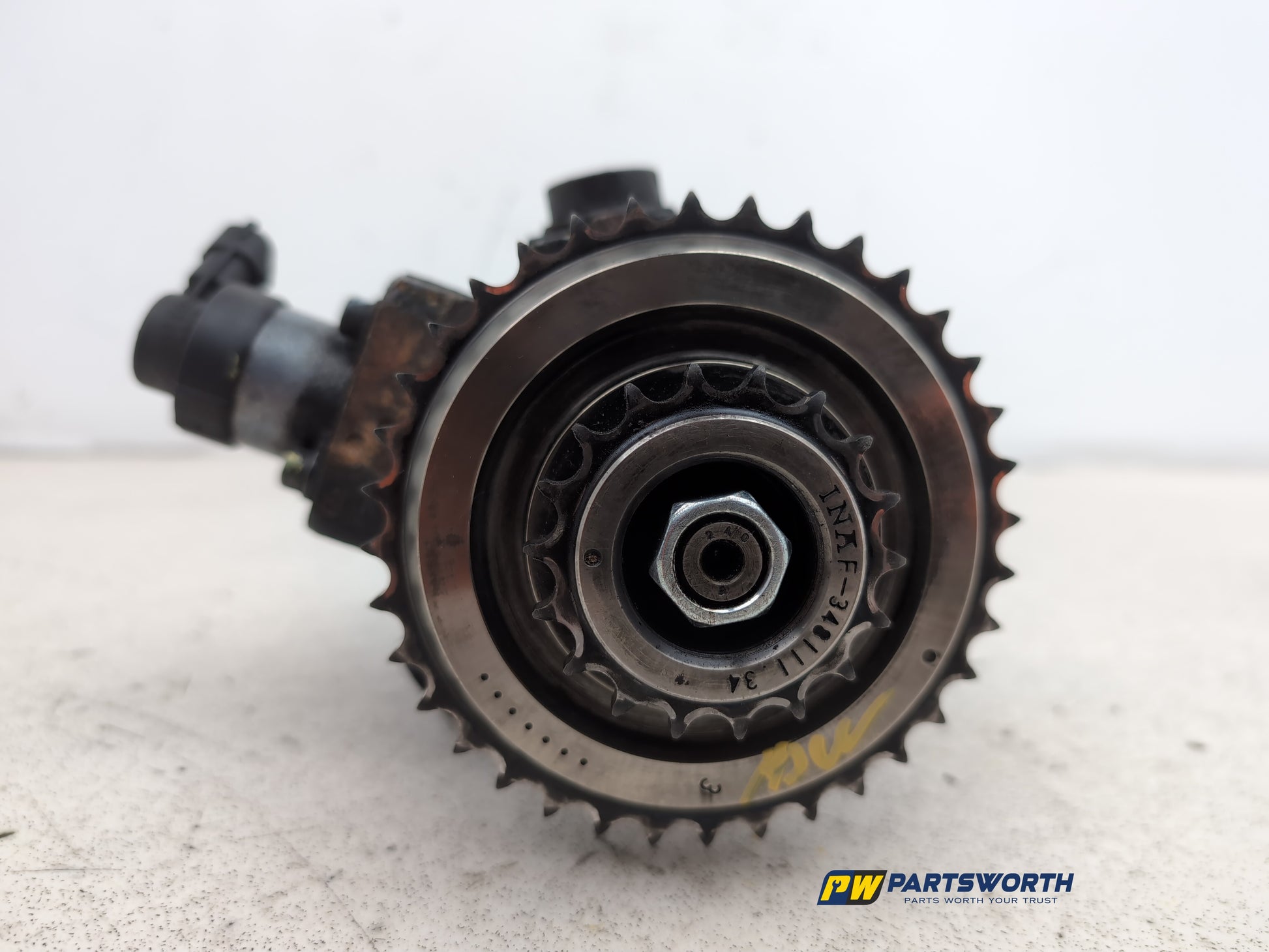 High pressure fuel pump 14