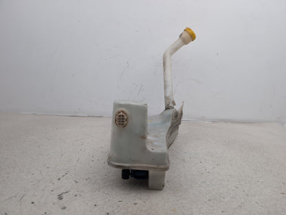 Washer Bottle Windscreen 12