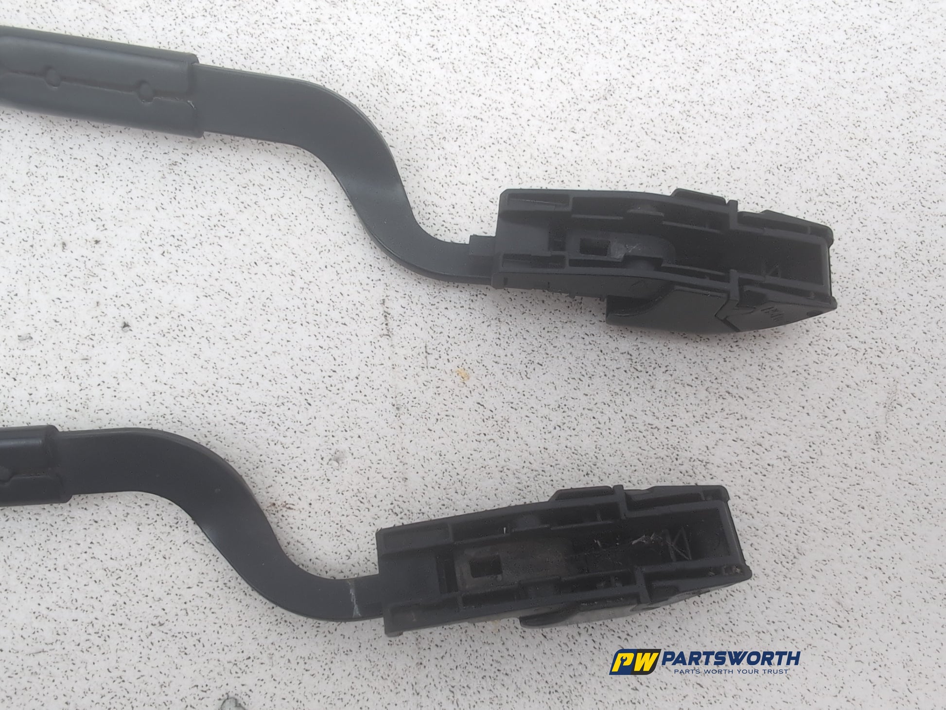 Wiper Front Arm 14