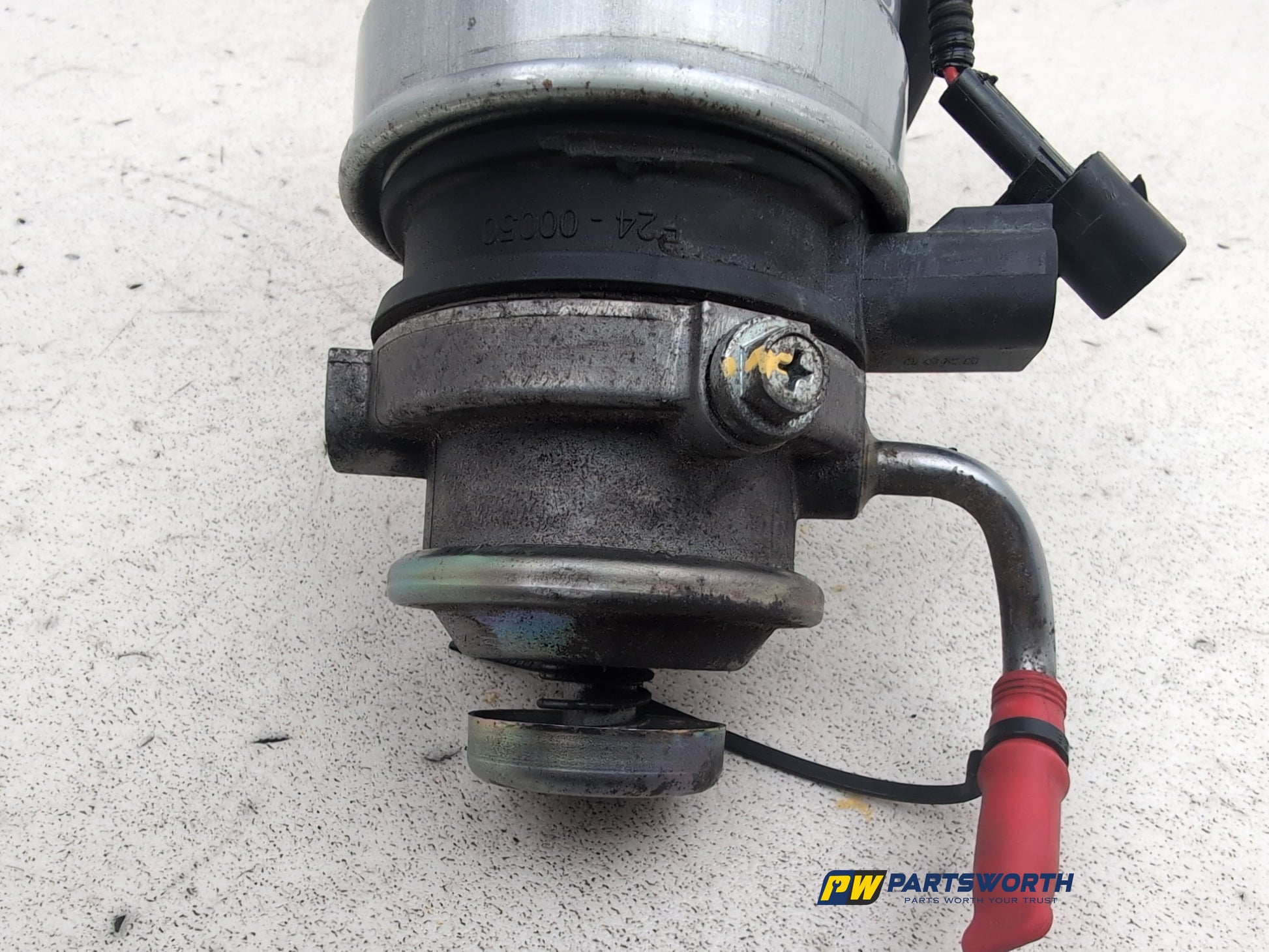Fuel Filter Assembly 14