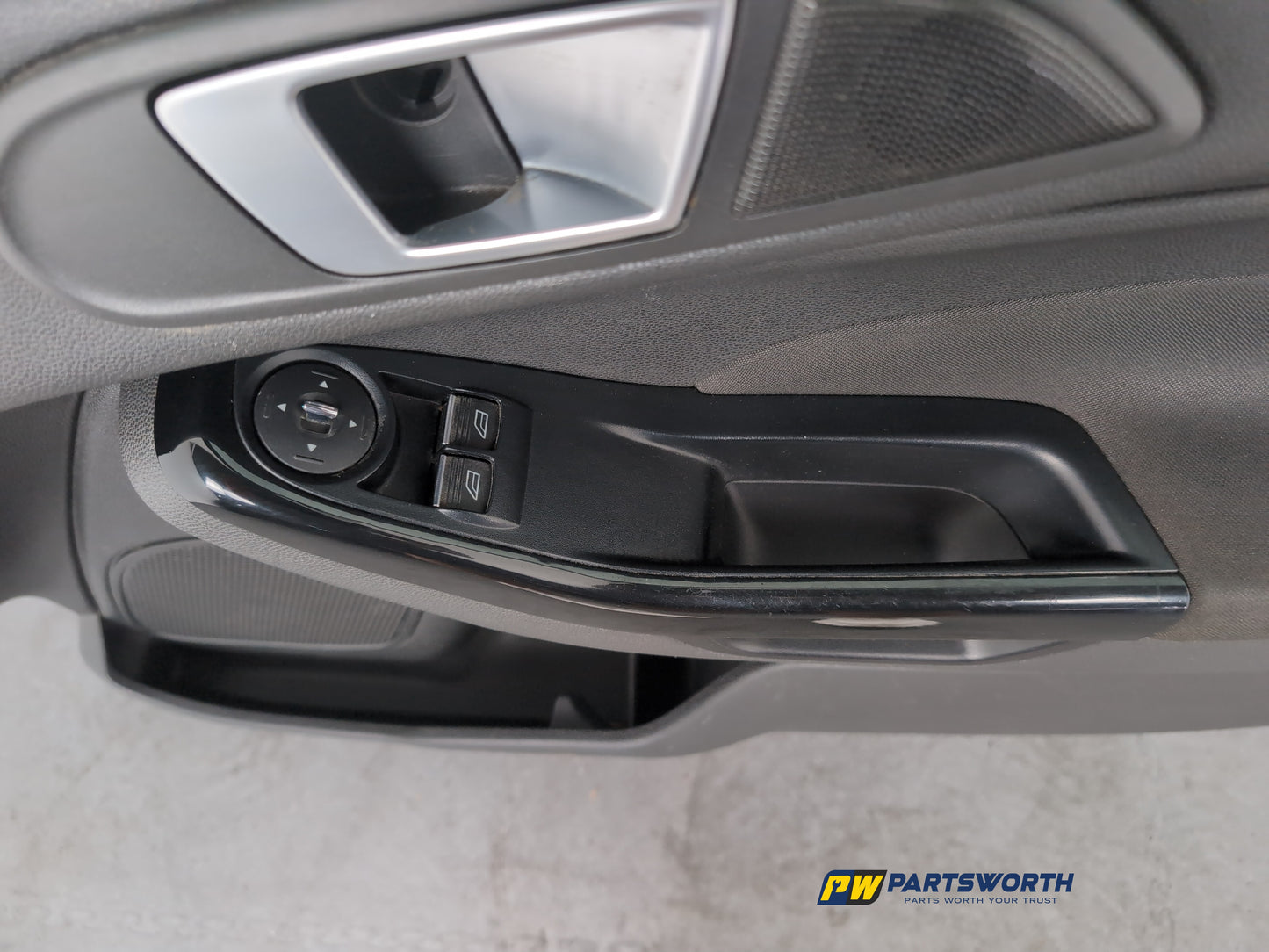 Door Front RH 13