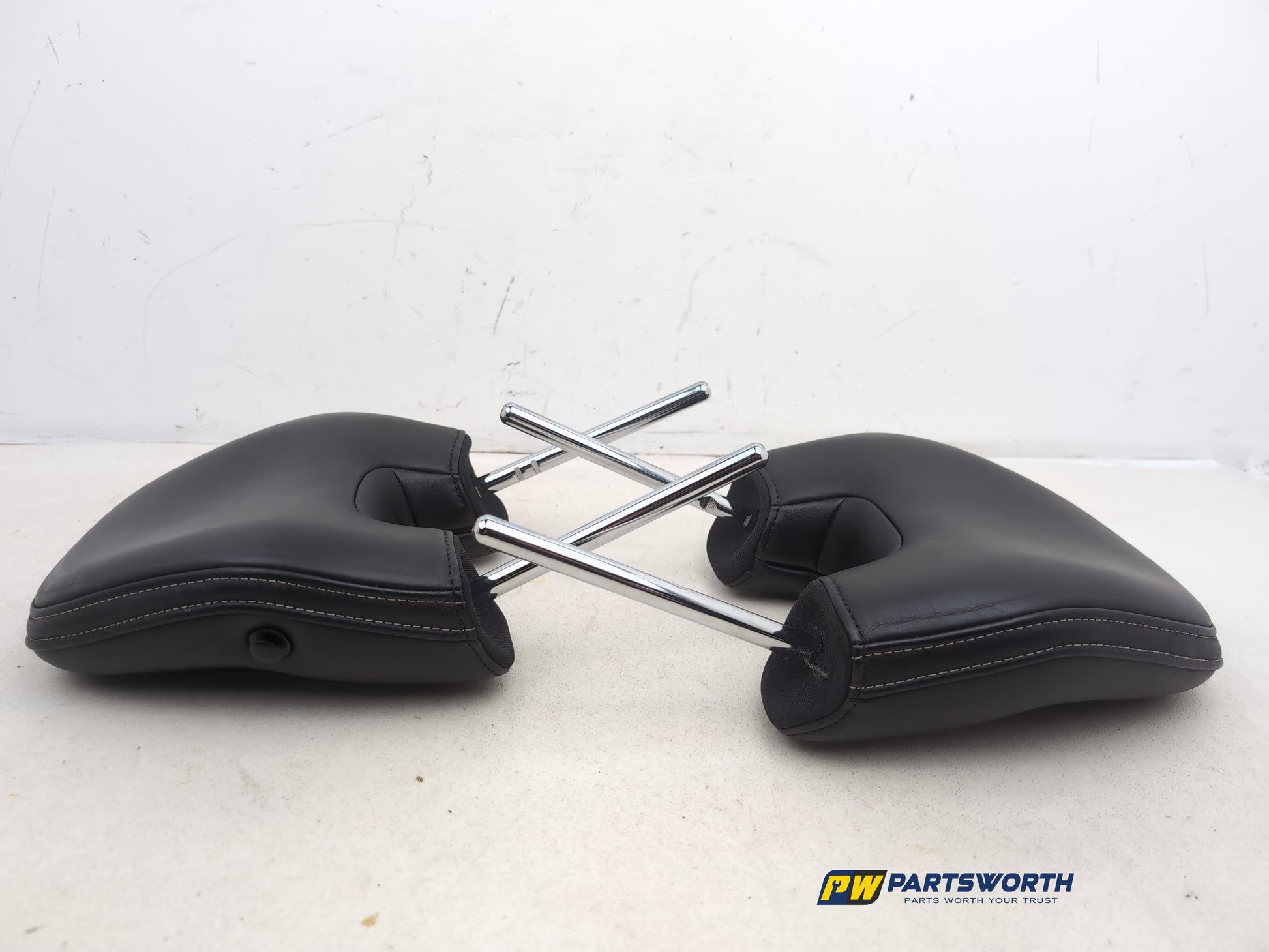 Headrest Front Pair 13