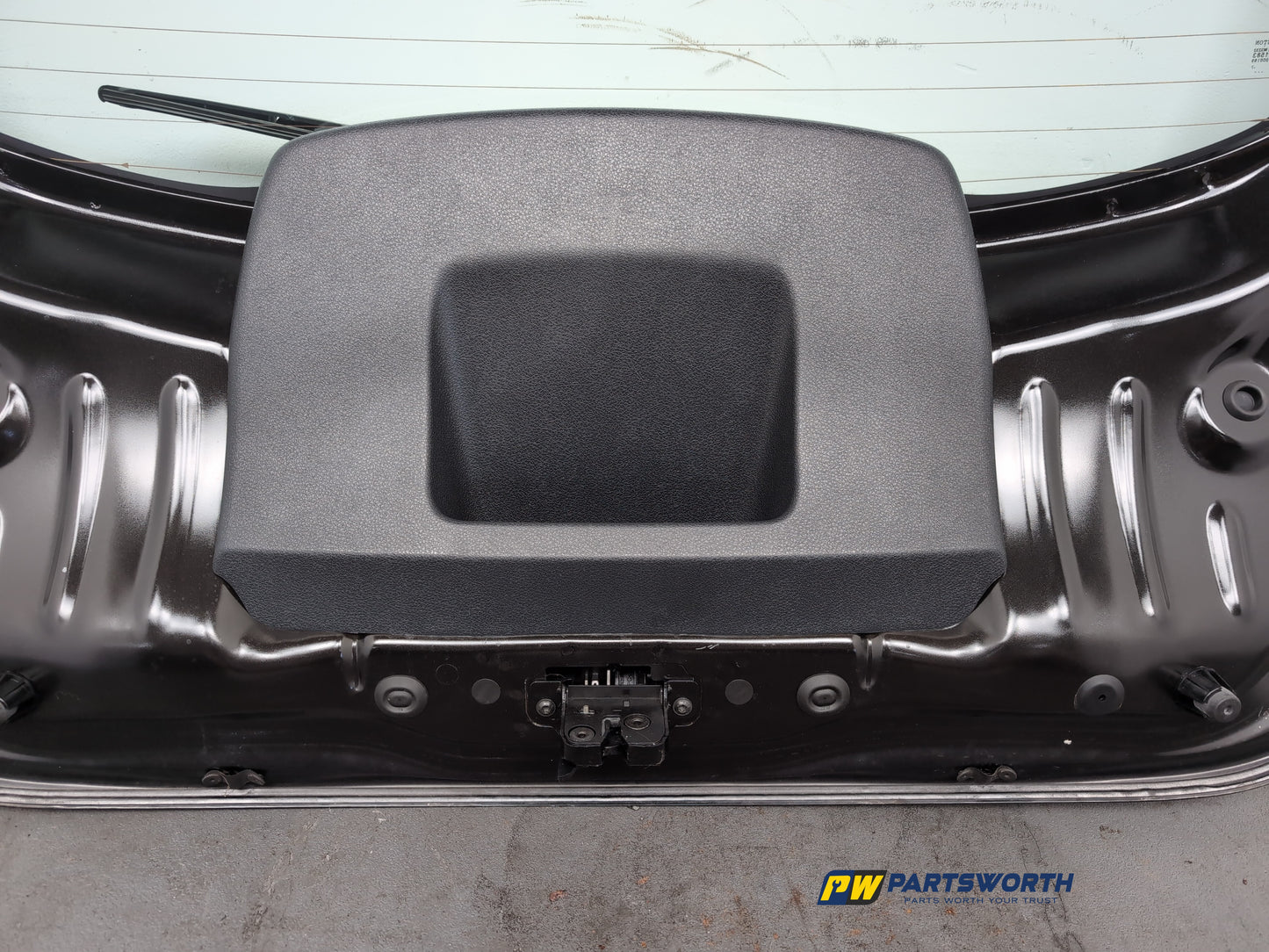Boot Lid 13