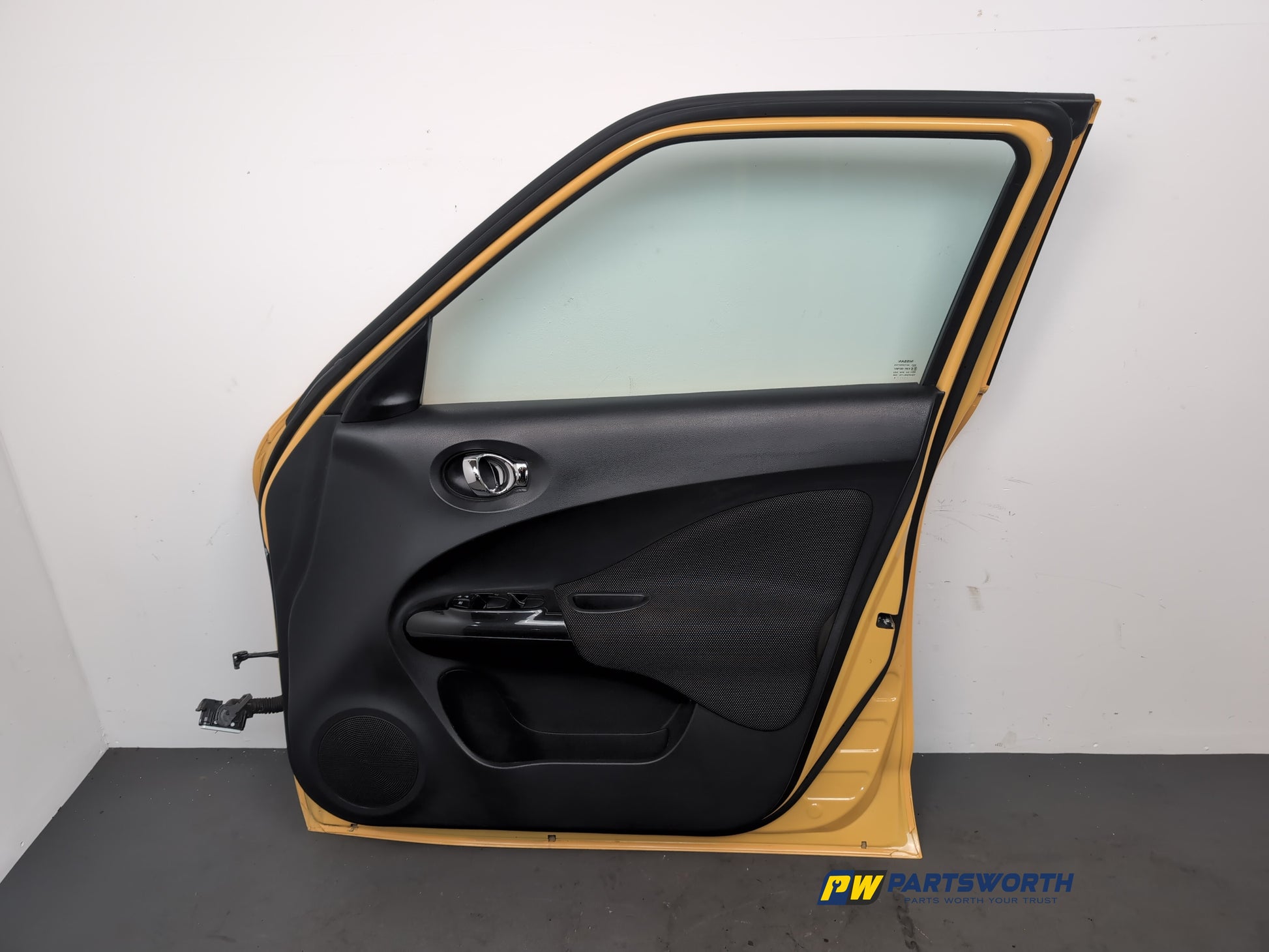 Door Front RH 13