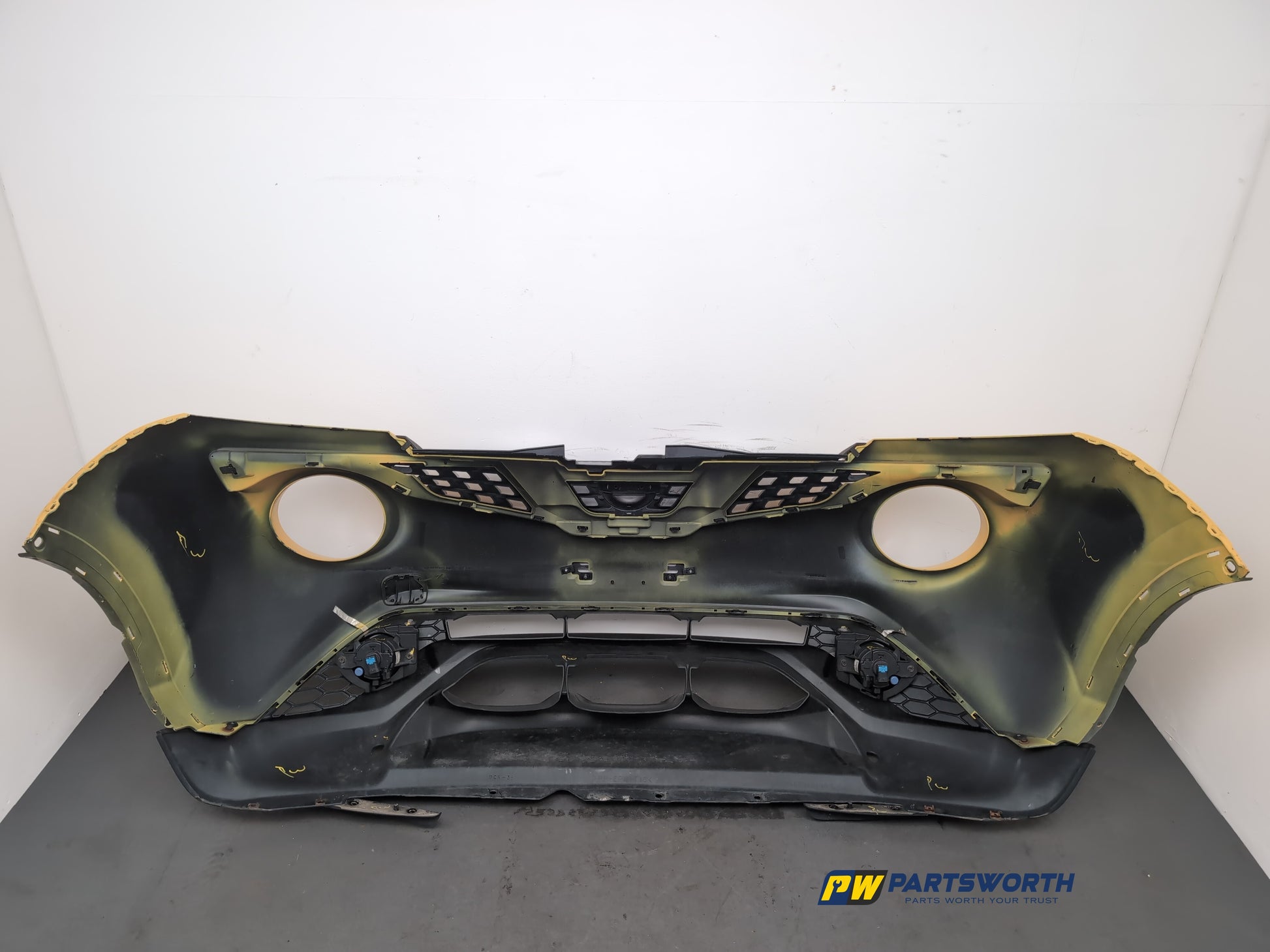 Front Bumper 14