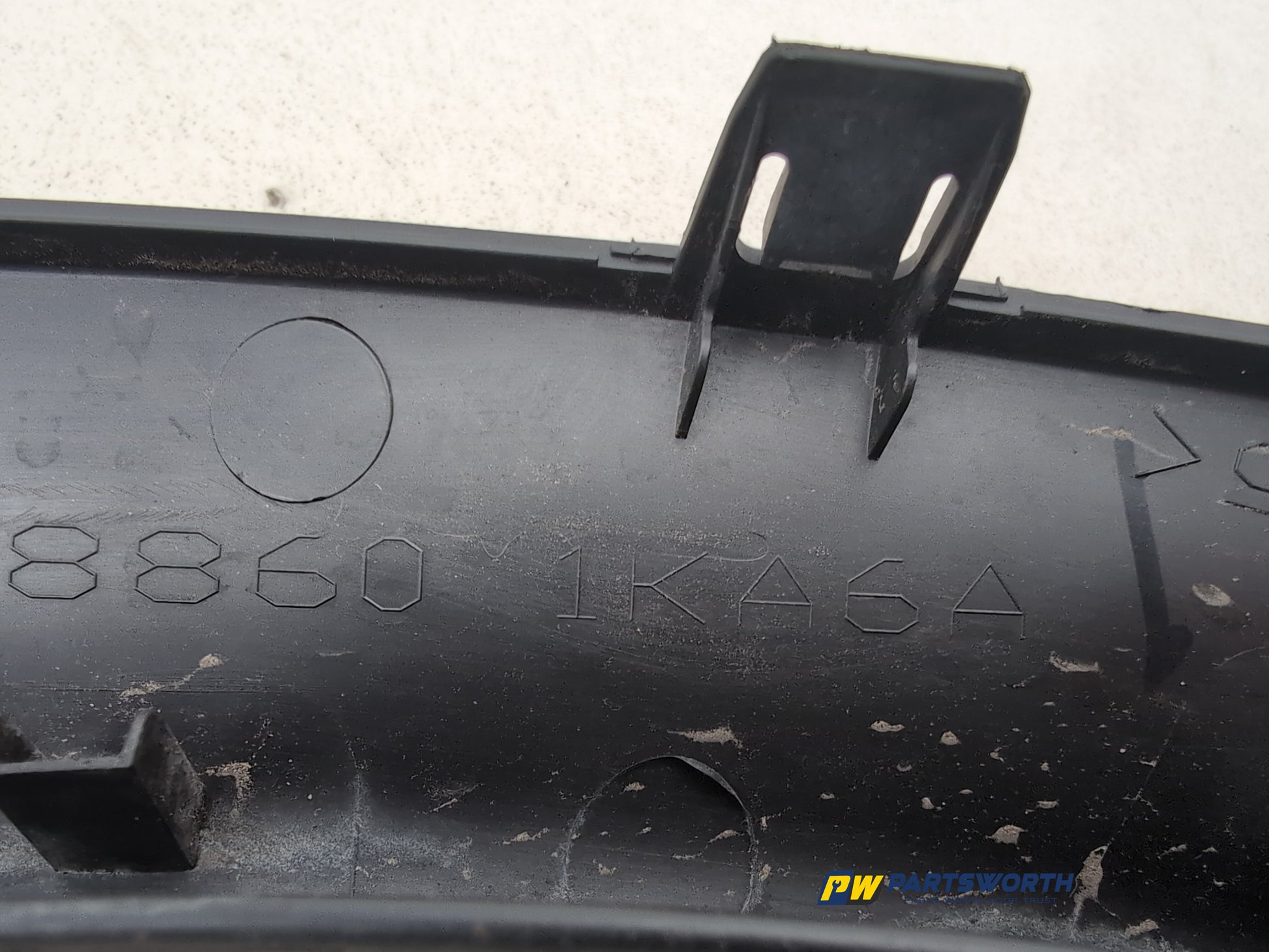 Moulding Wheel Arch Rear RH 13