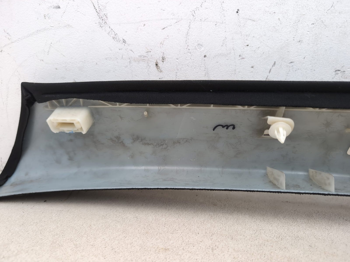RH A Pillar Trim  7